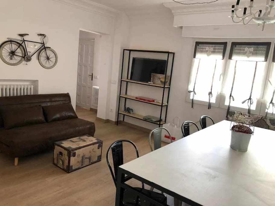 לאון Oak Palace Oakplacescom מראה חיצוני תמונה